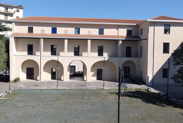 1268, la rivolta di Aversa e la caduta dei Rebursa: quando la memoria diventa silenzio